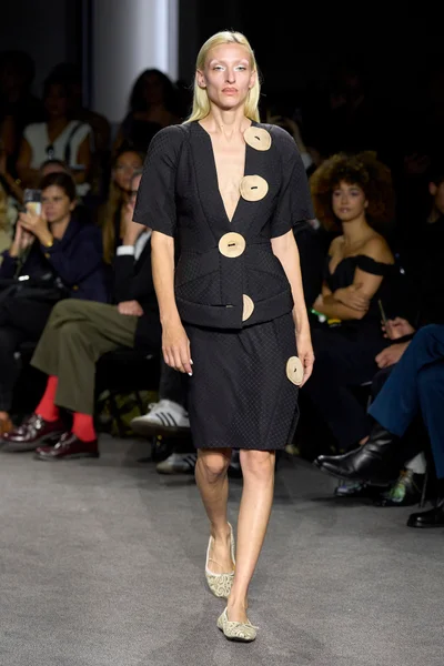 Look 20